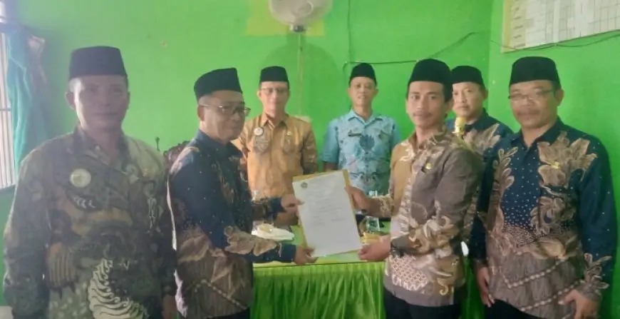 Sertijab Kepenghuluan KUA Ploso, Wujudkan Pelayanan Bermutu