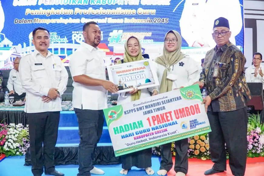 Momen Hari Guru Nasional, Bupati Gresik: Baca Tulis Quran Jadi Muatan Lokal