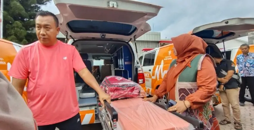 Tahap Perdana Program Satu Desa Satu Ambulans, Situbondo Distribusikan 38 Unit untuk Percepat Layanan Darurat