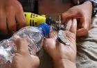 Butuh Waktu 4 Jam, Damkar Lamongan Berhasil Evakuasi Mur Masuk ke Jari Siswa