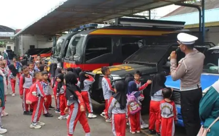 Polres Trenggalek Kenalkan Tertib Berlalu Lintas Sejak Dini