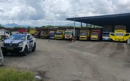 Satlantas Polres Tulungagung Atasi Penumpukan Truk Tebu di PG Mojopanggung dengan Sistem Parkir Terpadu