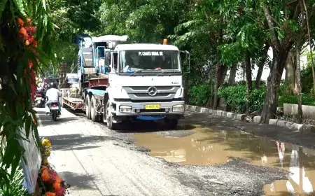 Jalan Veteran Lamongan Rusak Kian Parah