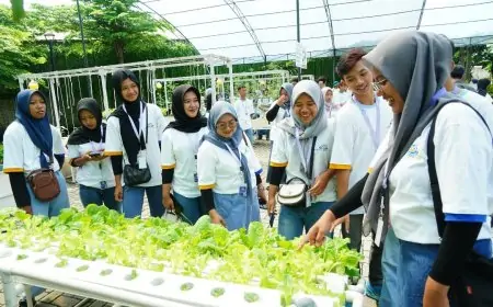 Antusias Siswa dan Guru SMK Pertanian Jatim Ikuti Program Harvestion Petrokimia Gresik