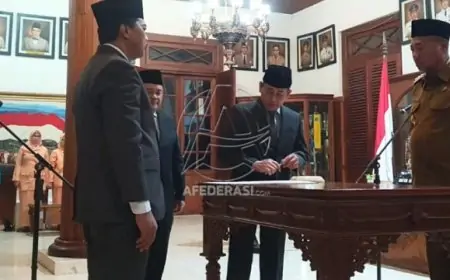 Sempat Dua Kali Absen, Tri Hariadi Resmi Dilantik Jadi Kepala Disnakertrans Tulungagung