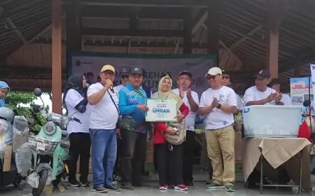 Jalan Sehat Kerukunan Kemenag Berhadiah Umroh