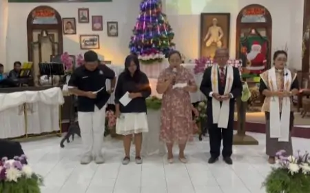Suasana Khidmat Malam Natal 2025 Serbu GKJW Pasamuan