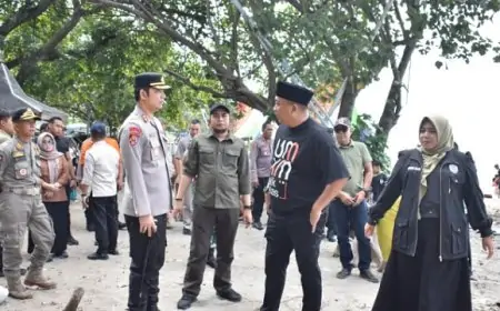Puncak Libur Nataru, Bupati Situbondo dan Forkopimda Tinjau Langsung Wisata Bahari Pasir Putih