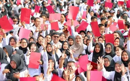 Kado Akhir Tahun di Tengah Tekanan Fiskal, Banyuwangi Tetap Angkat 4.888 Honorer Jadi PPPK