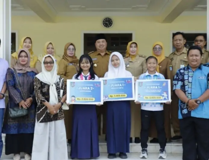 Prestasi Nasional Pelajar Jombang Diapresiasi Bupati Warsubi