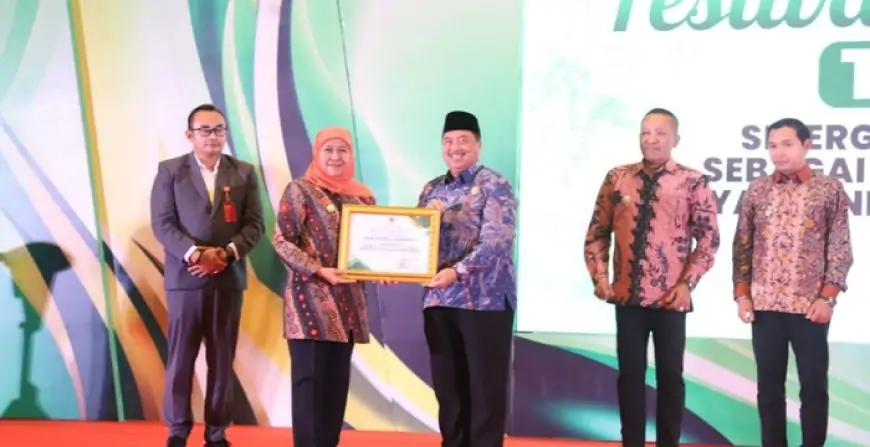 Kabupaten Jombang Raih Penghargaan Pemerintah Daerah Implementasi Industri Hijau Terbaik Jatim