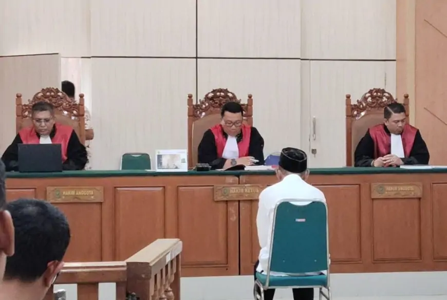 Kakek 71 Tahun Terancam 2 Tahun Penjara Usai Ambil 5 Burung Cendet di Baluran, Kuasa Hukum Sebut Tak Ada Kerugian Ekologis