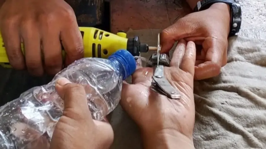 Butuh Waktu 4 Jam, Damkar Lamongan Berhasil Evakuasi Mur Masuk ke Jari Siswa