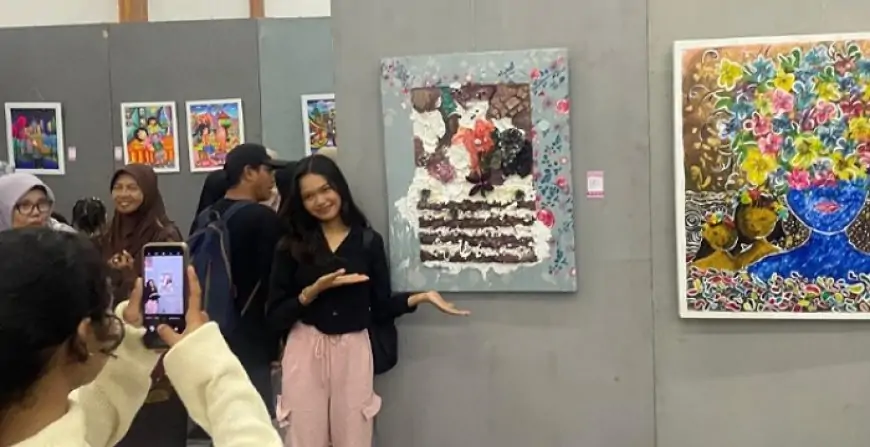 73 Perempuan Unjuk Kreativitas Pameran Lukisan