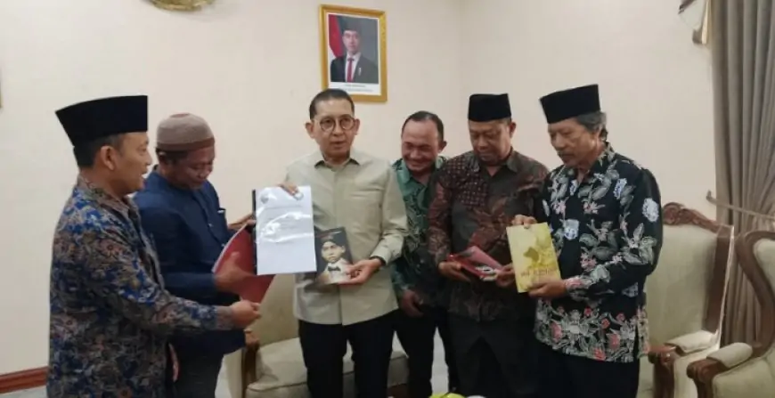 Perjuangkan Situs Kelahiran Soekarno,  Tim TACB Jombang Temui Mendikbud Fadli Zon