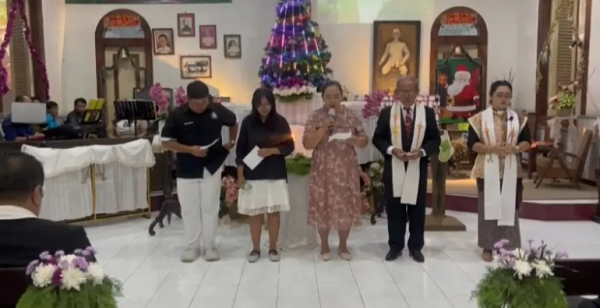Suasana Khidmat Malam Natal 2025 Serbu GKJW Pasamuan