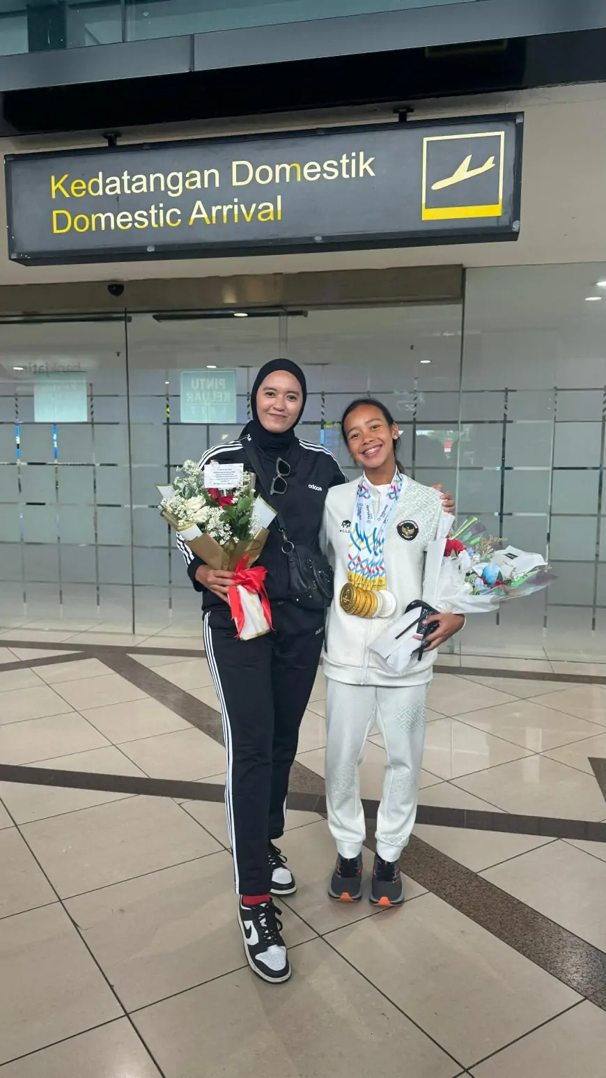 SEA Games Thailand 2025: Martina Ayu Pratiwi Jadi Ratu Triathlon 5 Emas
