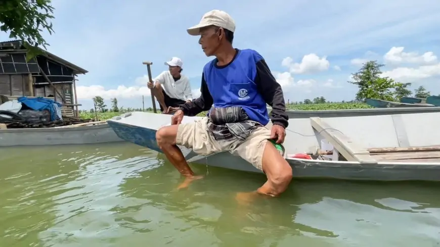 Satu Setengah Bulan Terendam Banjir, Warga Bojoasri Lamongan Mulai Diserang Penyakit