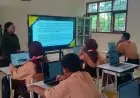 Pembelajaran  Sekolah Rakyat di Jombang Pakai 100 Laptop  dan Smartboard