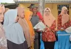 DWP Lamongan Salurkan 350 Paket Sembako Bagi Warga Terdampak Banjir Bengawan Jero