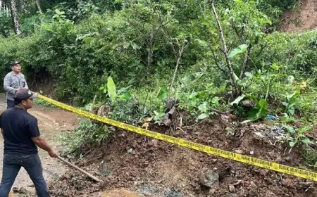 Hujan Deras Picu Tanah Longsor di Dongko Trenggalek, Polisi Pasang Garis Pengaman