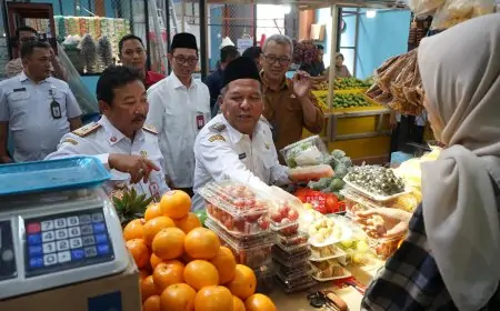 Pasar Buah Ploso Beroperasi, Wabup Jombang Tekankan Kebersihan dan Ketertiban