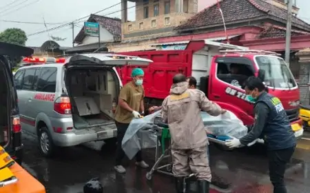 Diduga Terpeleset di Jalan Licin, Pelajar Asal Kediri Tewas dalam Laka Lantas di Karangrejo