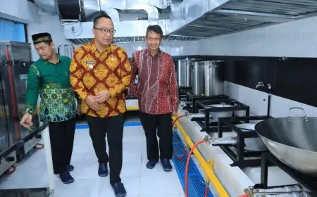 Berdayakan Masyarakat, Wabup Gresik Resmikan SPPG GMMS Berbasis Relawan Lokal