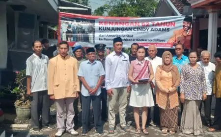 Napak Tilas Sejarah Kunjungan Cindy Adams 1964 di Ploso 