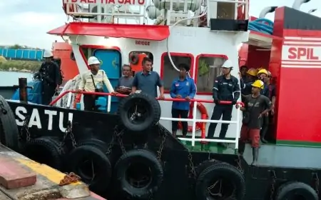 4 Nelayan Lamongan yamg Terombang-ambing di Laut Akhirnya Berhasil Dievakuasi