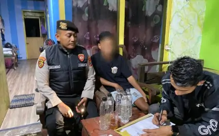 Sikat Peredaran Miras, Sat Samapta Polres Situbondo Amankan Puluhan Botol Arak