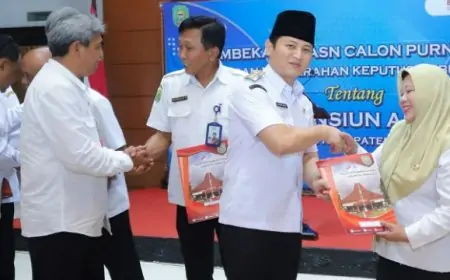 Lepas 90 PNS Purna Tugas, Bupati Arifin: Pengabdian Tak Berhenti Meski Tanpa Seragam