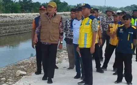 Percepat Kendali Banjir, Bupati Lamongan Tinjau Proyek Penguatan Tanggul Kali Plalangan