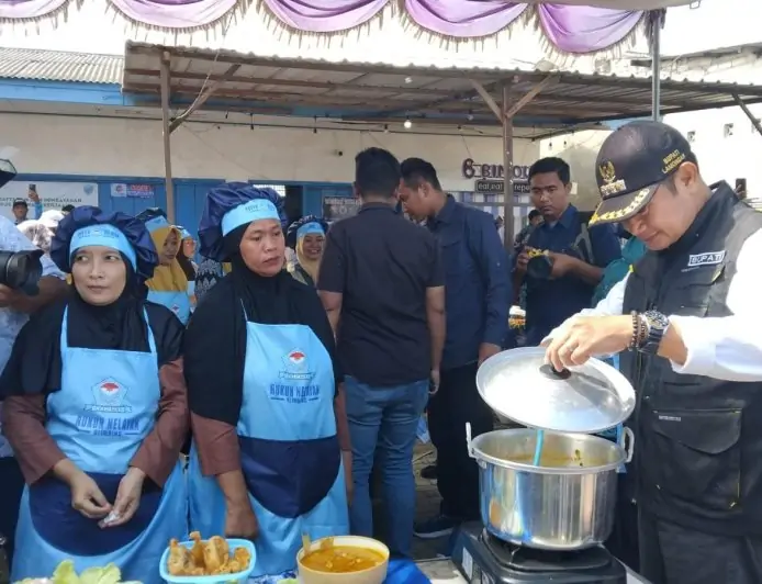 Hasil Tangkapan Melimpah, Bupati Lamongan Buka Festival Golok Sabrang Petik Laut 2026