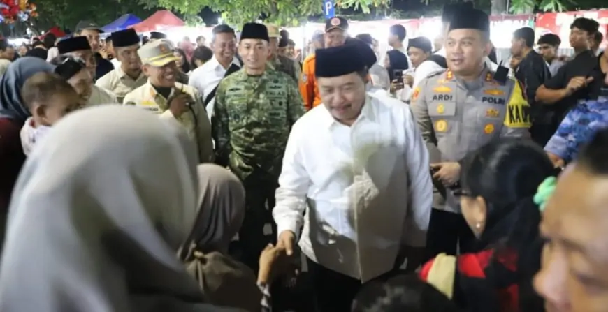 Bupati Jombang Tinjau Langsung Car Free Night Malam Tahun Baru 2026