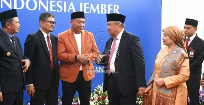 Pengukuhan Kepala KPBI Jember, Bupati Situbondo Tegaskan Penguatan Sinergi Ekonomi Daerah