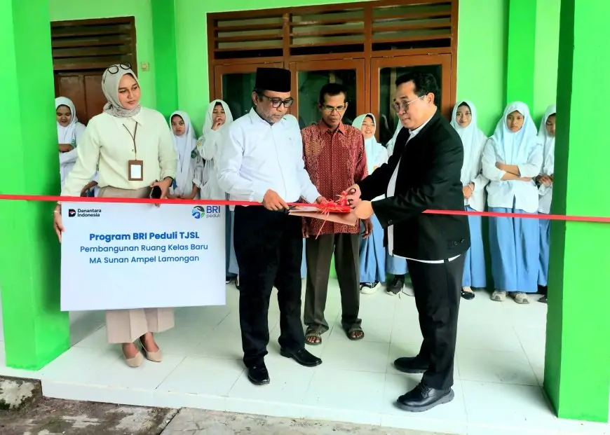 Konsen Bidang Pendidikan, BRI Lamongan Bangun Ruang Kelas Baru di MA Sunan Ampel