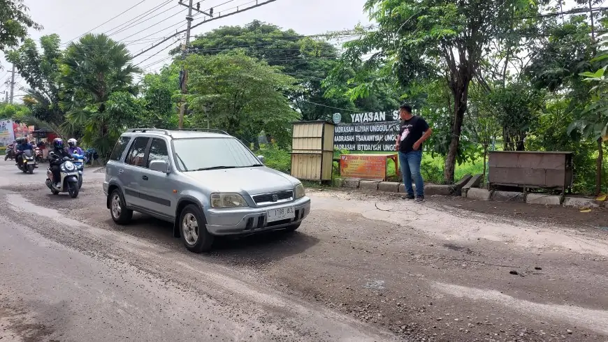 Jalan Sumargo dan Veteran Lamongan Rusak Parah, Dinas BMCKTR Targetkan Perbaikan Mulai Februari