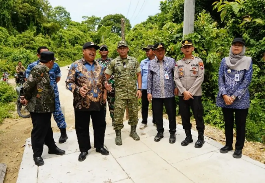 Bupati Jombang Pimpin Karya Bhakti, Bangun Jalan Rp4 M untuk Warga Terisolasi