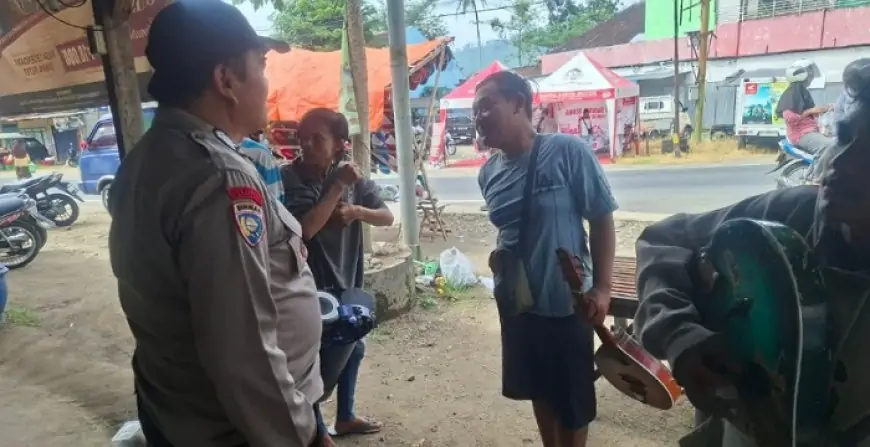 Perkuat Kedekatan dengan Warga, Polres Trenggalek Gencarkan Patroli Dialogis PadiMas