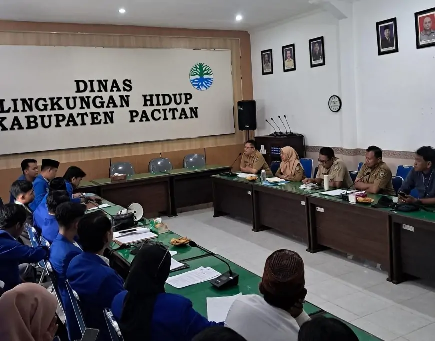 Audiensi PMII Buka Borok Pengelolaan Sampah Pacitan