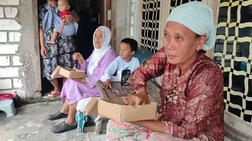 Warga Terdampak Banjir Bengawan Jero di Lamongan Keluhkan Naiknya Harga Bapok