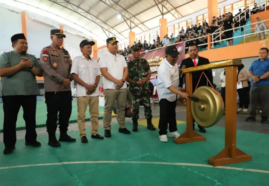 1.235 Pesilat Muda Berebut Piala Bupati