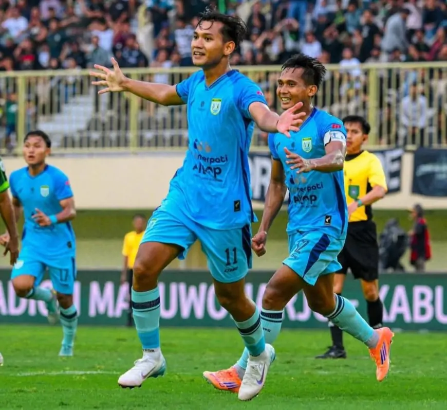 Persela Lamongan Curi Poin di Markas PSS Sleman Lewat Gol Dramatis Menit Akhir