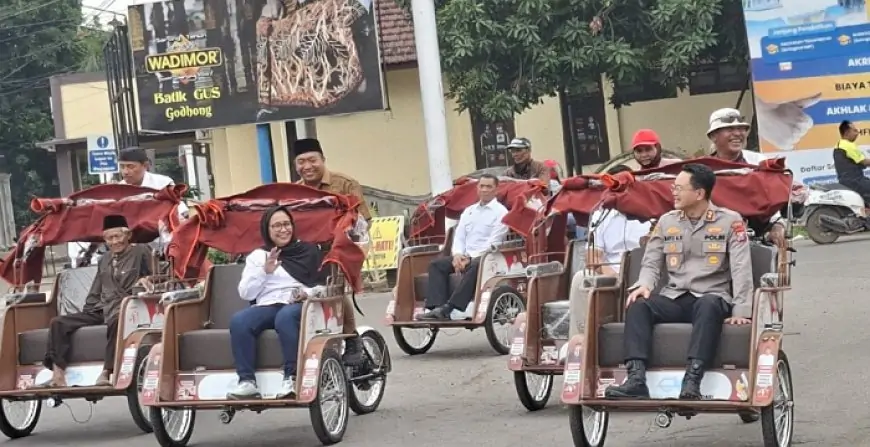 Wujudkan Pekerjaan Lebih Manusiawi, Presiden Prabowo Salurkan 200 Becak Listrik bagi Lansia di Situbondo