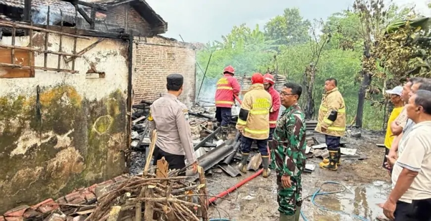 Duka Bertubi-tubi Mbah Lamijo, Dapur Ludes Terbakar Saat Siapkan Selamatan 40 Hari Wafat Sang Istri
