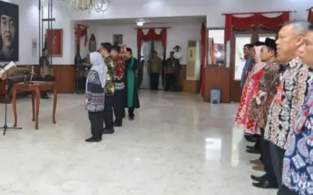 Lengkapi SOTK Baru, Bupati Arifin Lantik Tiga Pejabat Dispora Trenggalek