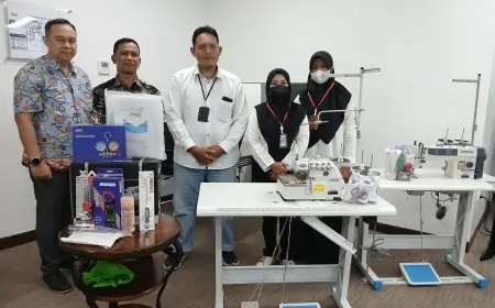 Bangun Usaha Mandiri Warga Sekitar KEK Gresik, PT BKMS Salurkan Bantuan Alat Wirausaha