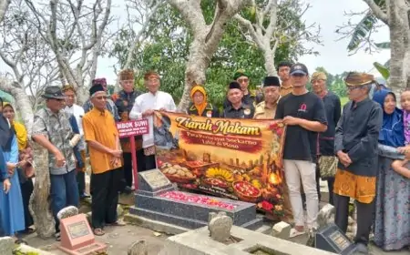 Warga Ploso Gelar Ziarah Ruwahan, Tabur Bunga untuk Periwayat Sejarah Kelahiran Bung Karno