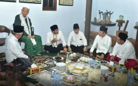 Hadiri Haul ke-516 Kanjeng Sunan Drajat, Bupati Lamongan dan Gresik Ajak Masyarakat Teladani Catur Piwulang